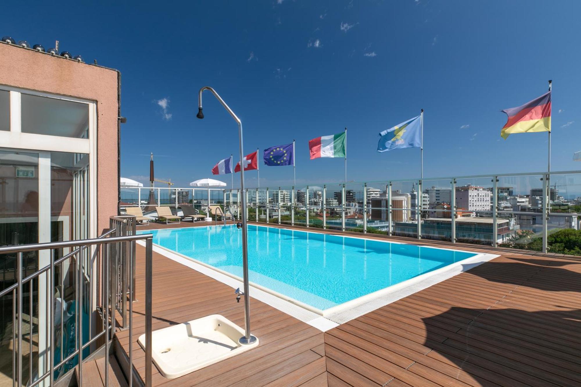 Hotel Villa Doimo Линяно Сабиадоро Екстериор снимка