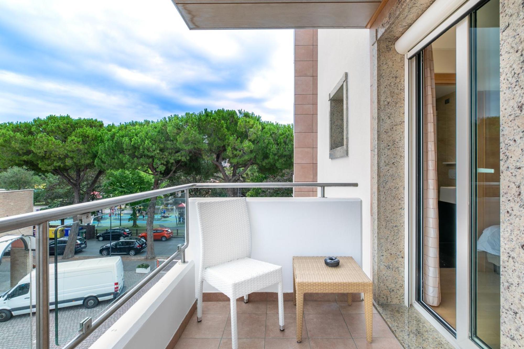 Hotel Villa Doimo Линяно Сабиадоро Екстериор снимка
