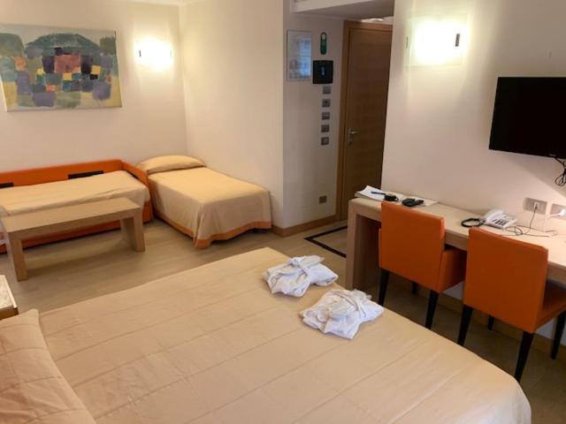 Hotel Villa Doimo Линяно Сабиадоро Стая снимка