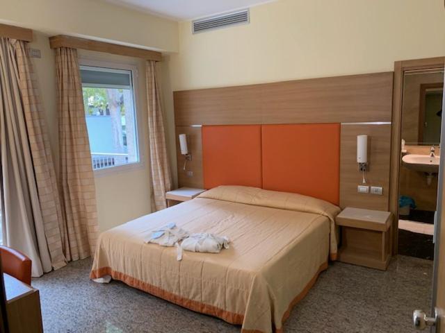 Hotel Villa Doimo Линяно Сабиадоро Стая снимка